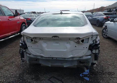 2019 Ford Fusion Hybrid Se z USA, uszkodzony, nr VIN 3FA6P0LU7KR112498